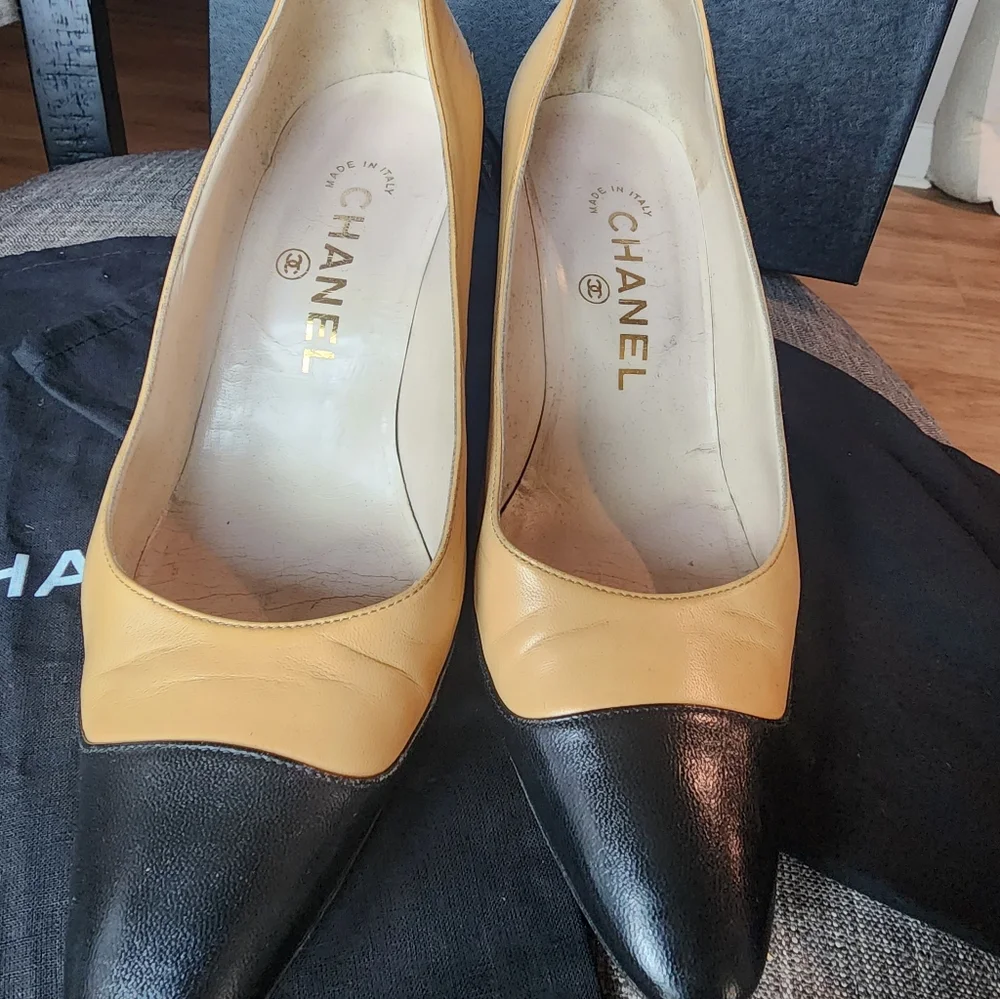 Authentic CHANEL Black and Tan Heels - Picture 6 of 15